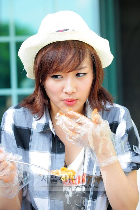 [NOW포토] 카라 니콜 “내가 만든 김치찌개 맛 어떨까?”