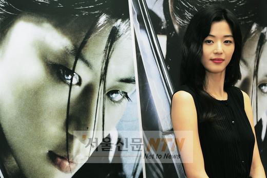 전지현, ‘블러드’서 95% 영어 연기 “비교적 능숙”