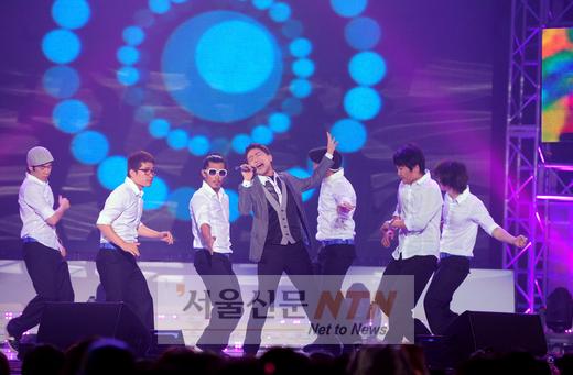 [NOW포토] 박현빈 ‘터질듯한 목소리로’