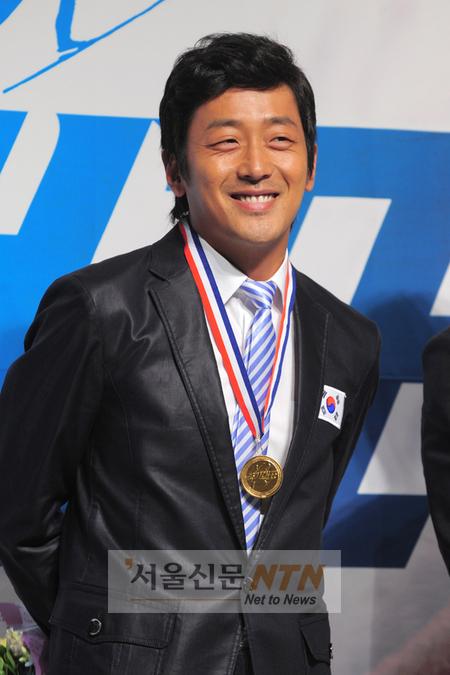 하정우 “‘국가대표’서 실제 선수와 동일한 훈련”