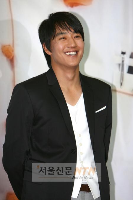 김래원, 8월 군입대…‘맨땅의 헤딩’ 출연무산