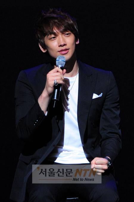 [NOW포토] 비 “닌자 어쌔신 잘됐으면 좋겠어요”