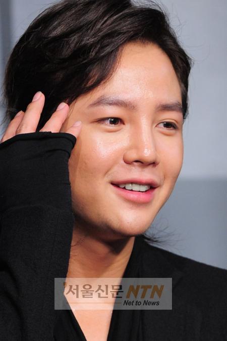 [NOW포토] 장근석 “짝짝이 쌍꺼풀 매력적이죠?”