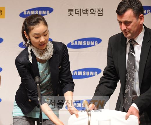 [NOW포토] 친절한 브라이언 오서 “연아 의자는 내가”