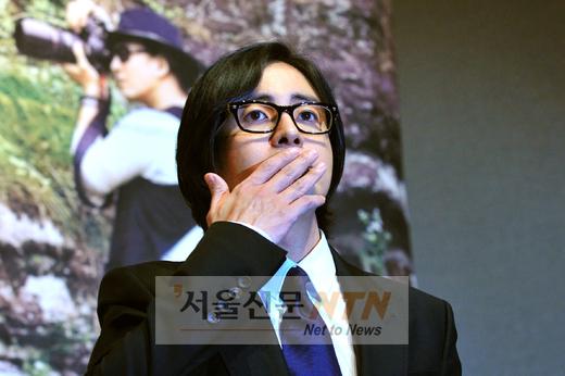 [NOW포토] 놀라움 감추지 못하는 배용준
