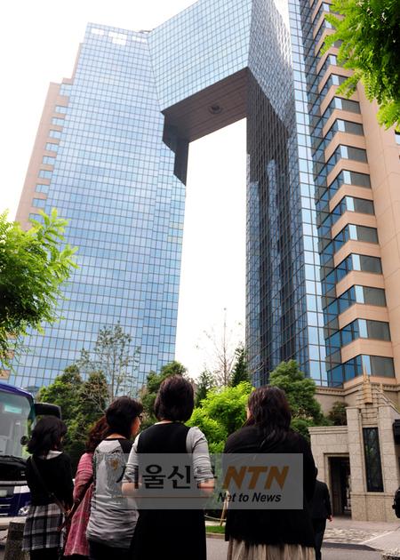 [NOW포토] 여기에 배용준 있다? 팬들의 무한 사랑