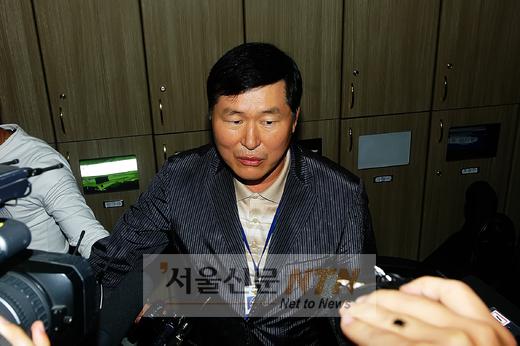 [NOW포토] 이형식 조사관, 강인 조사후 ‘처벌수위’ 결정