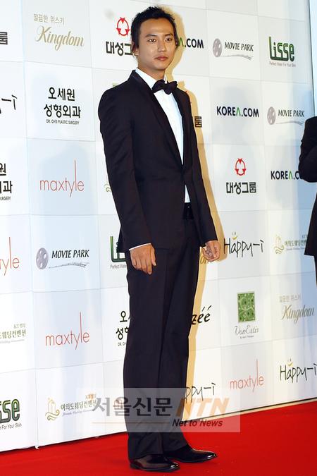 김남길, 네티즌 선정 2009년 최고 신인