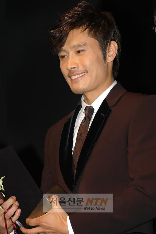 이병헌 ‘감미로운 앨범’ 통해 여심공략