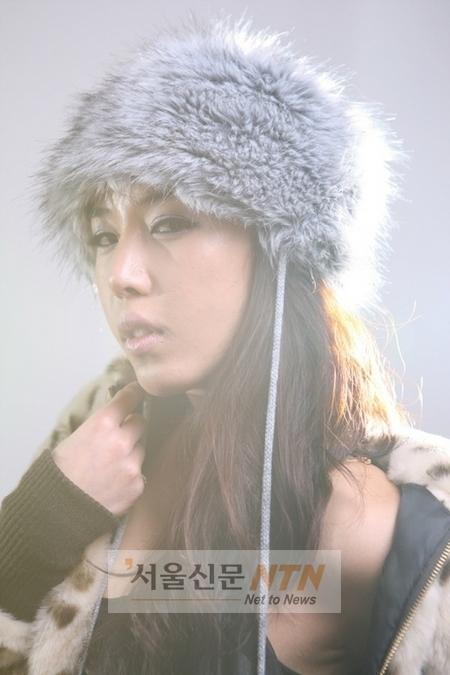노출논란 연극 최재경 ‘대타’ 이탐미는 누구?