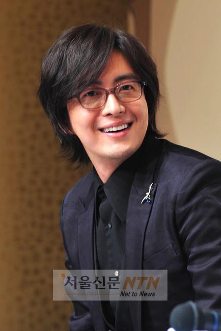 역시 배용준!… 여행에세이 50억 대박