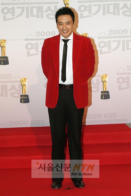 김승우, 토크쇼로 예능 MC 도전