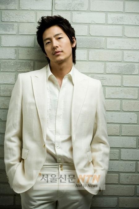이정진, 외모는 디지털 감성은 아날로그?