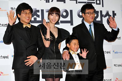[NTN포토] 천만 관객 해운대팀 “반가워요~”