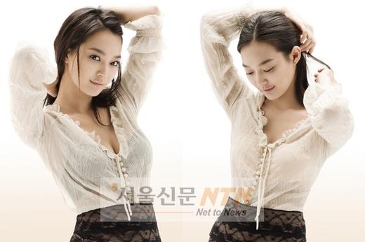 신민아, ‘섹시 vs 청순’ 같은 옷 다른 느낌