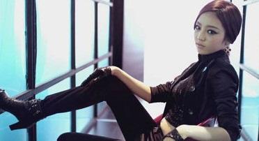 ‘개미허리’ 구하라, 알고보니 ‘뱃살녀?’