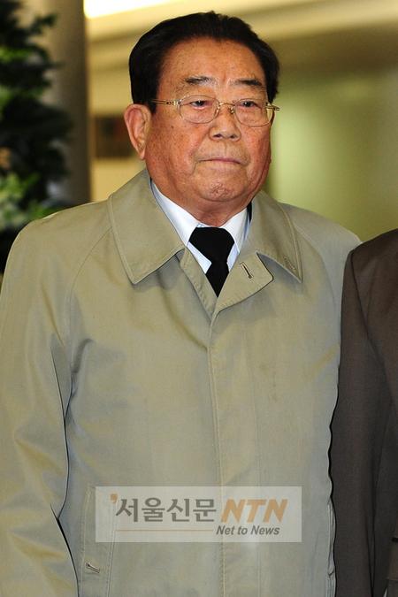 [NTN포토] 송해, 침통한 표정으로 조문