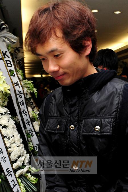 [NTN포토] 고개 푹 숙인 안상태