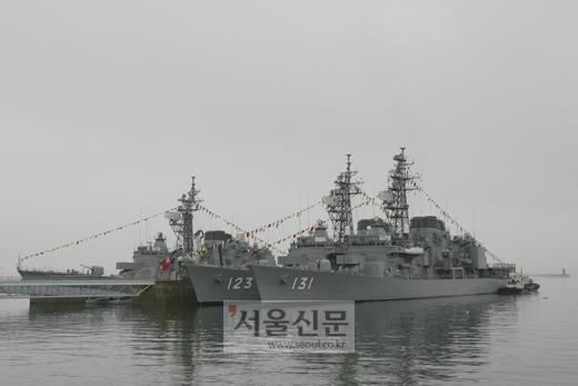 방한한 日해상자위대 호위함 공개