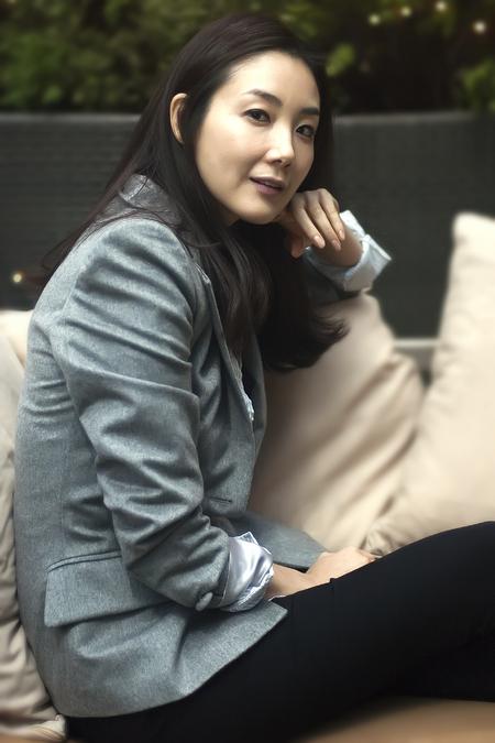 최지우, 아프리카 스와질랜드 구호활동 동참