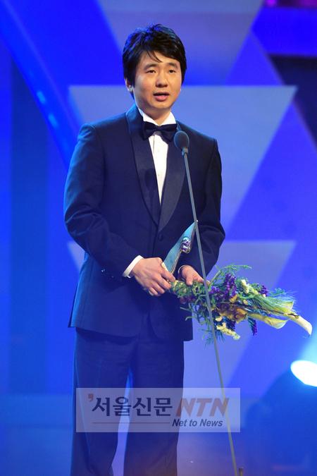 박성호 ‘해피투게더’서 누드사진 첫 공개