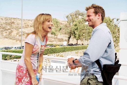 산드라 블록, ‘최악여배우’ 넘어 ‘오스카여신’ 될까