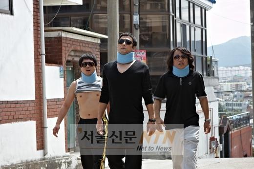지진희, ‘똥파리’ 양익준과 코믹연기 대결