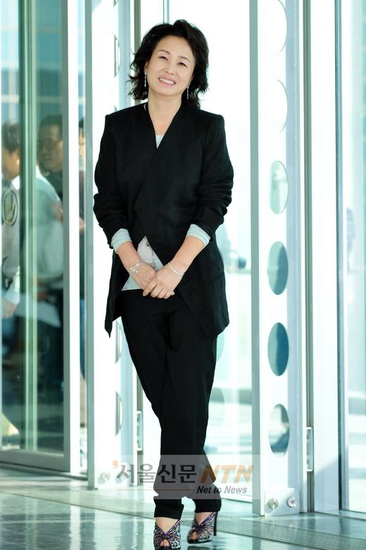 김미숙, 엣지있는 노처녀 변신 “혼기 안 따져요”