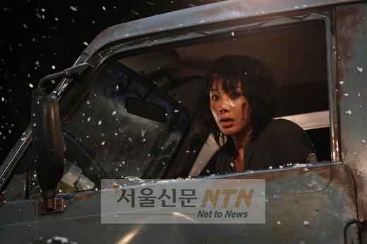 엄정화 촬영 중 급발진 사고…대박 징조?