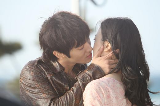 ‘오! 마이 레이디’ 최시원, 키스신으로 오프닝