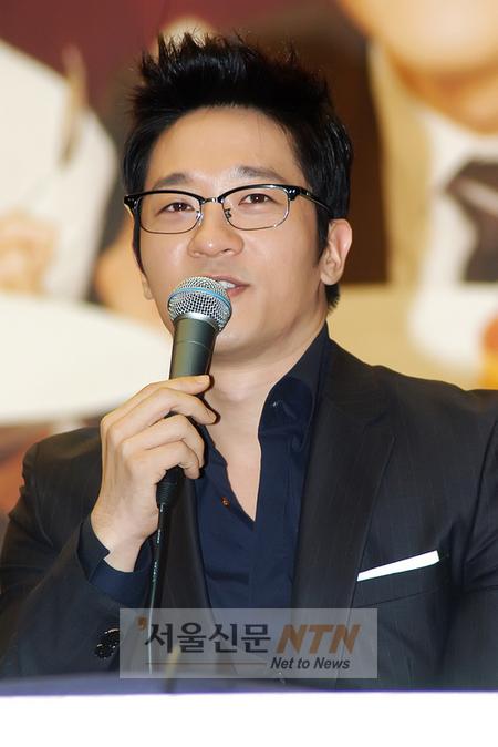 알렉스, ‘한국대중음악상’ 단독 MC 낙점