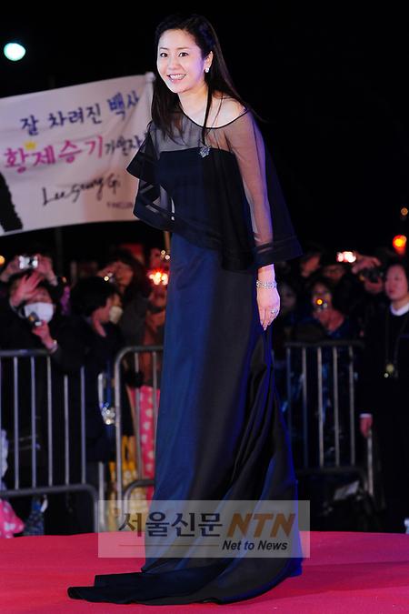 [NTN포토] ‘선덕여왕’ 고현정 “레드카펫 어색해요”