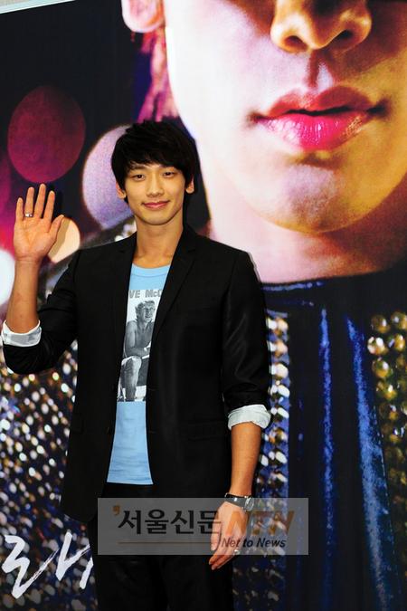 역시 비! 새 앨범 전곡, 차트 상위권 장악