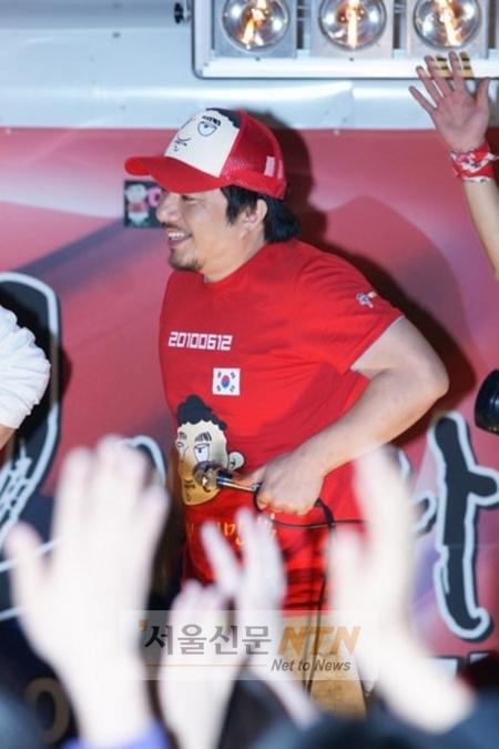 [NTN포토] 배기성 “컬투 콘서트에 덩달아 신났다”