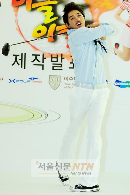 [NTN포토] 김동희 “스윙 자세 괜찮죠?”