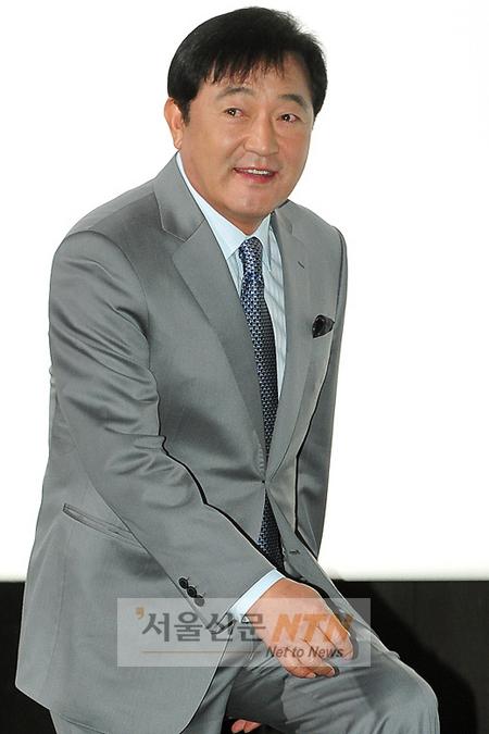 임채무 “해병대가 수다스럽다? 김흥국 때문”