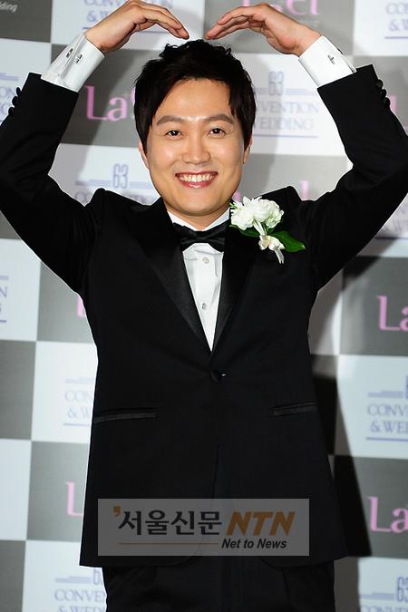 [NTN포토] ‘새신랑’ 문천식, 웃음꽃 활짝