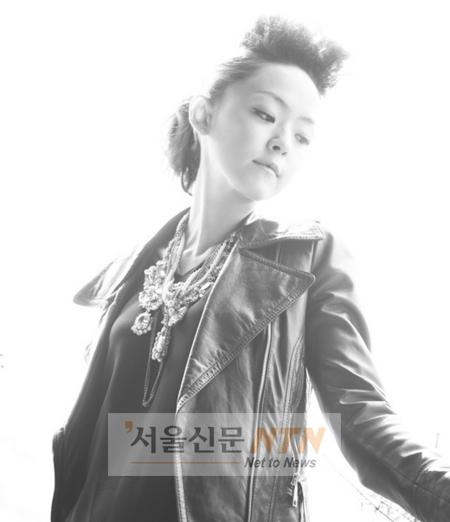 김윤아, 6년만에 솔로 음반 발표…‘도쿄 블루스’