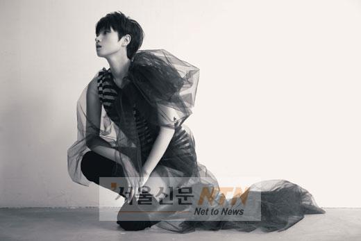 거미, 컴백 앞두고 중성 매력 발산 ‘화제’