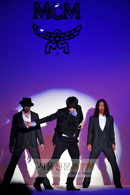 [NTN포토] 비, ‘레이니즘’으로 멋진 무대