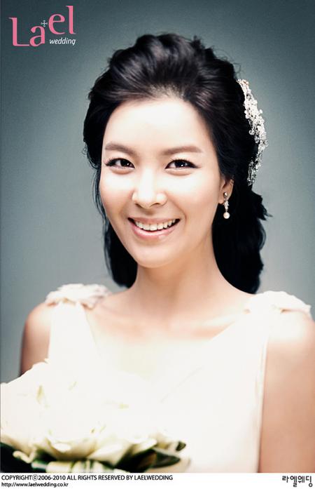 예비 신부 백승주 아나운서, 순백의 웨딩사진 공개