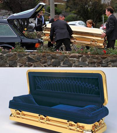 호주 악명 높은 킬러 ‘황금 관’ 장례