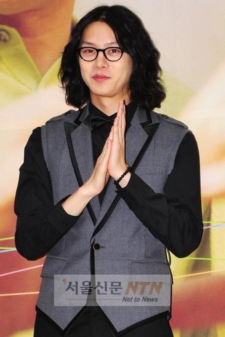‘슈주’ 김희청 “여친과 거리데이트 위해 여장”