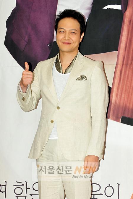 [NTN포토] 정웅인 “‘커피하우스’ 최고!”