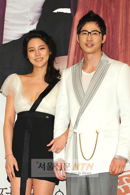 [NTN포토] 박시연·강지환 “잘 어울리나요?”
