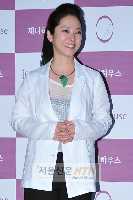 [NTN포토] 서갑숙, 두 손 모으고 단아하게