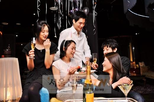 임피리얼 팰리스호텔, ‘16강 기원’ 160개 경품!