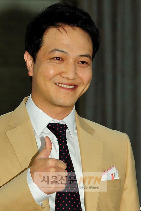 [NTN포토] 정웅인 “‘커피하우스’ 최고!”