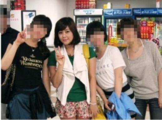 ‘늦깍이 대학생’ 솔비, 캠퍼스 사진 공개...’새초롬’
