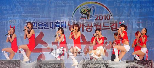 [NTN포토] 레인보우 ‘화려한 7색 각선미’